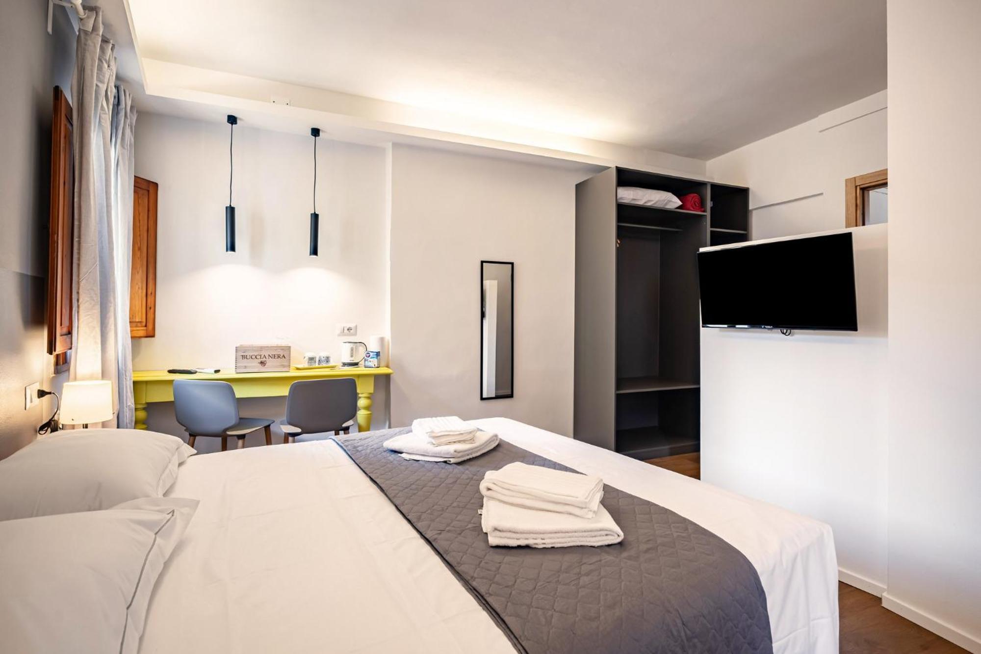 Pisana 236 Suites Флоренція Екстер'єр фото